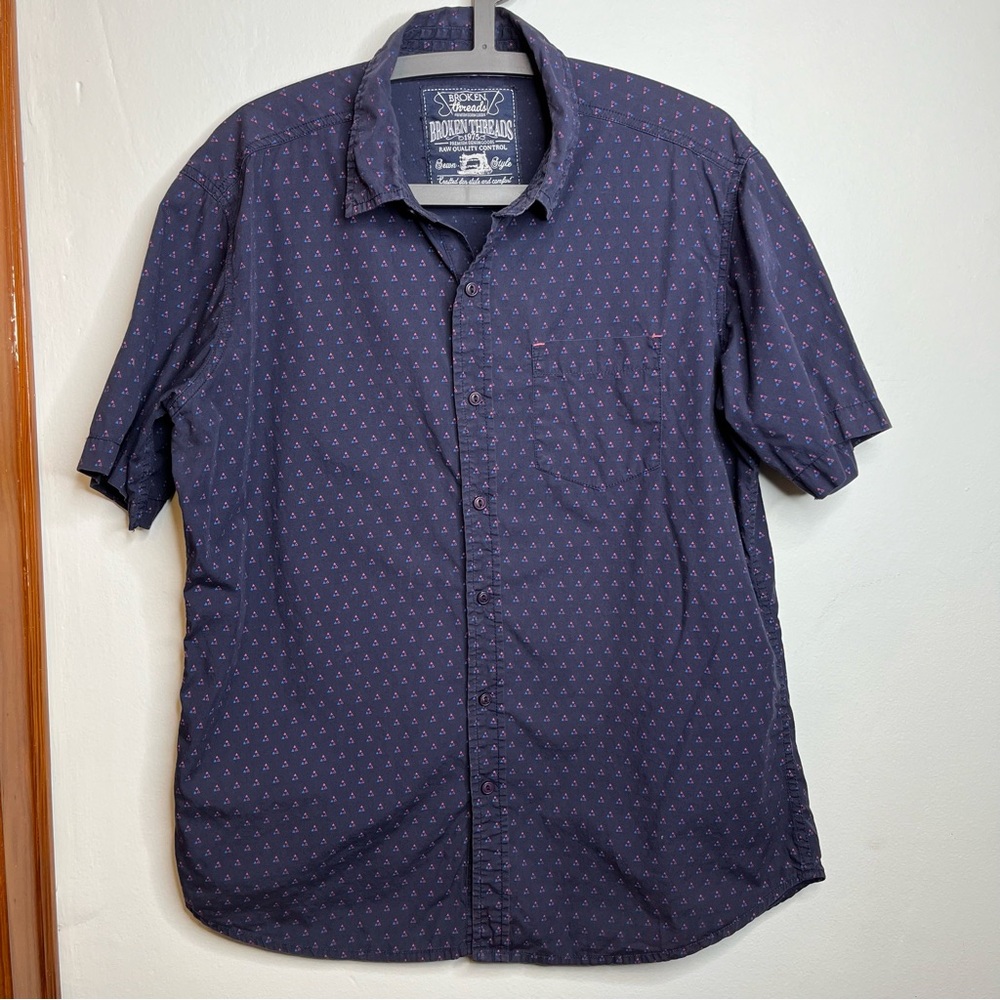 Broken Threads Short Sleeve Button Up Blue Cotton Triangle Print EUC L
